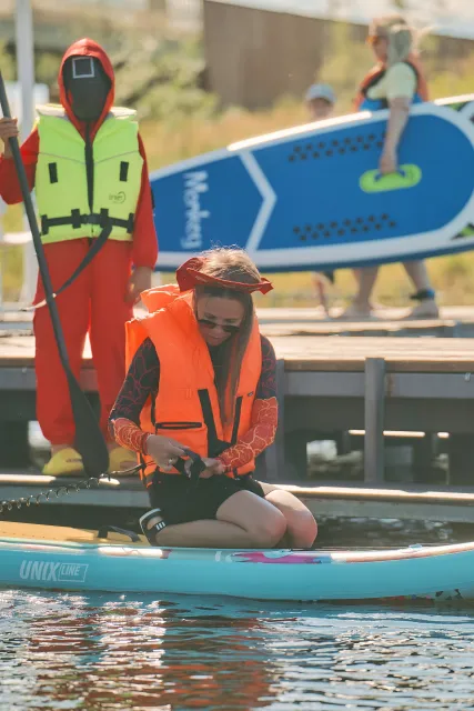 Костюмированный заплыв на сапах