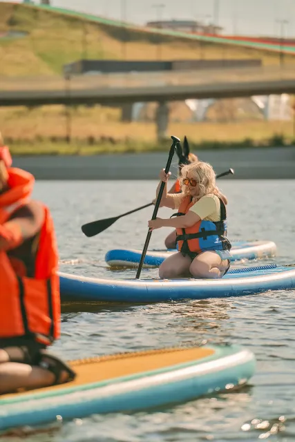 Костюмированный заплыв на сапах