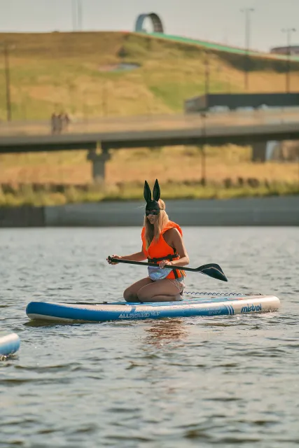 Костюмированный заплыв на сапах