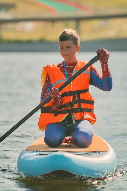 Костюмированный заплыв на сапах