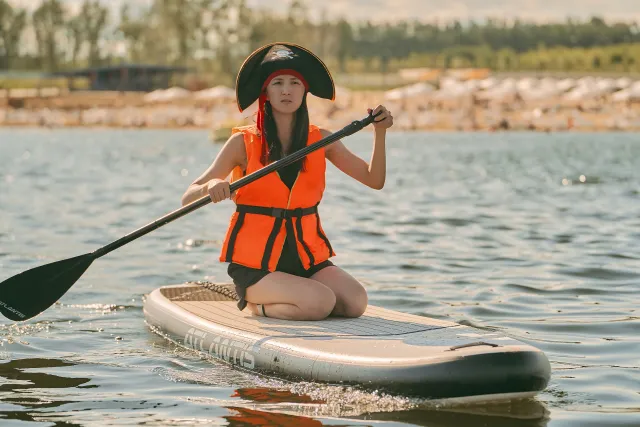 Костюмированный заплыв на сапах