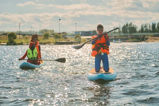 Костюмированный заплыв на сапах
