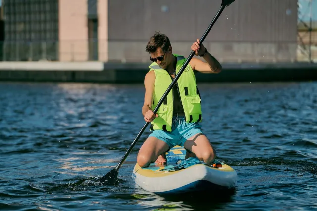 Костюмированный заплыв на сапах