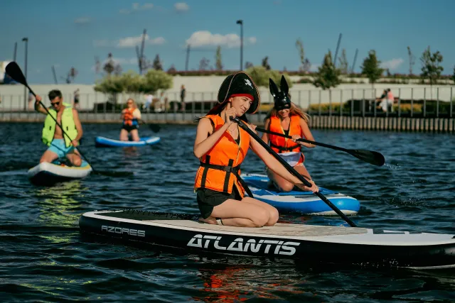 Костюмированный заплыв на сапах