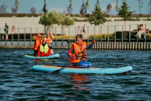 Костюмированный заплыв на сапах