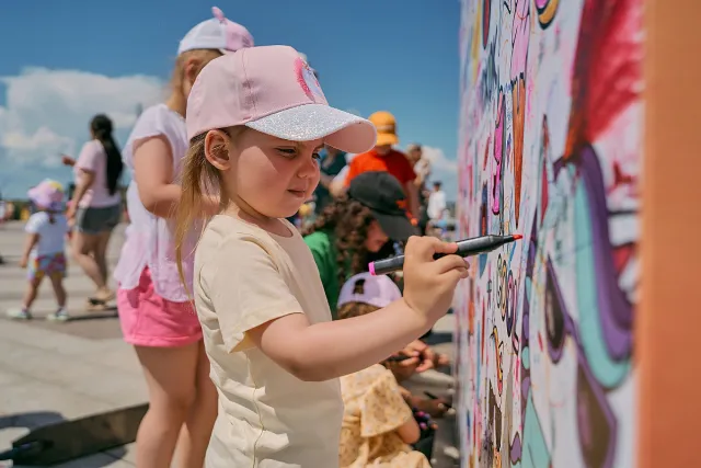 Фестиваль мороженого «Единорожок»