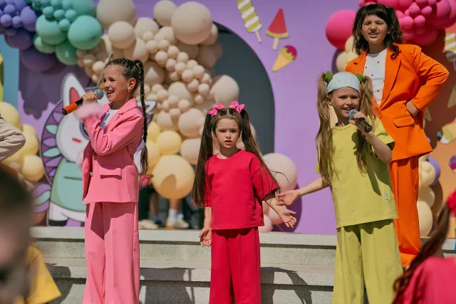 Фестиваль мороженого «Единорожок»