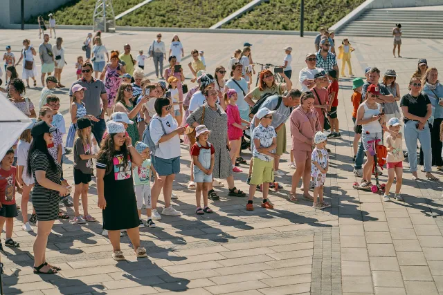 Фестиваль мороженого «Единорожок»