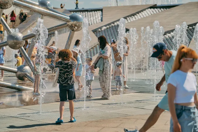 Фестиваль мороженого «Единорожок»