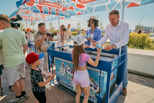 Фестиваль мороженого «Единорожок»