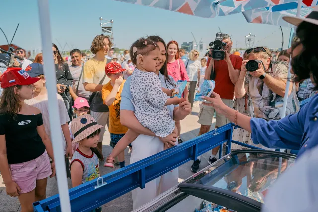 Фестиваль мороженого «Единорожок»