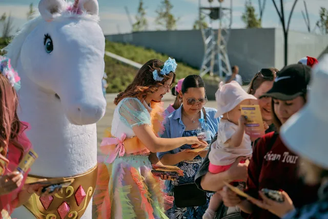 Фестиваль мороженого «Единорожок»