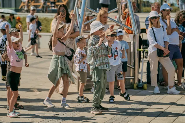 Фестиваль мороженого «Единорожок»