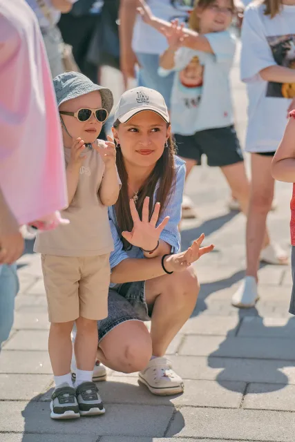 Фестиваль мороженого «Единорожок»