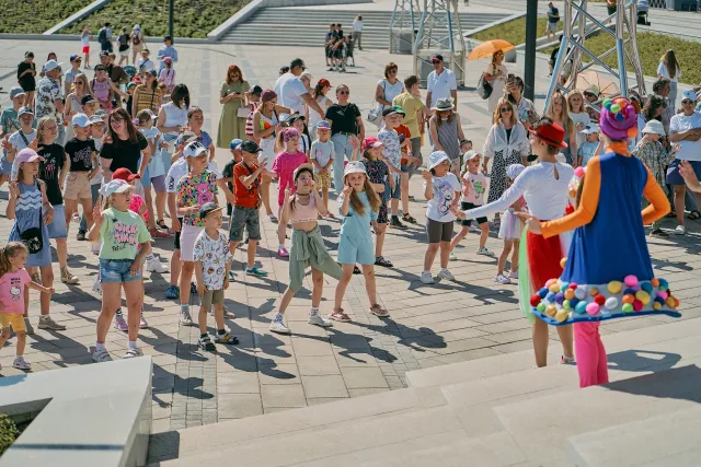 Фестиваль мороженого «Единорожок»